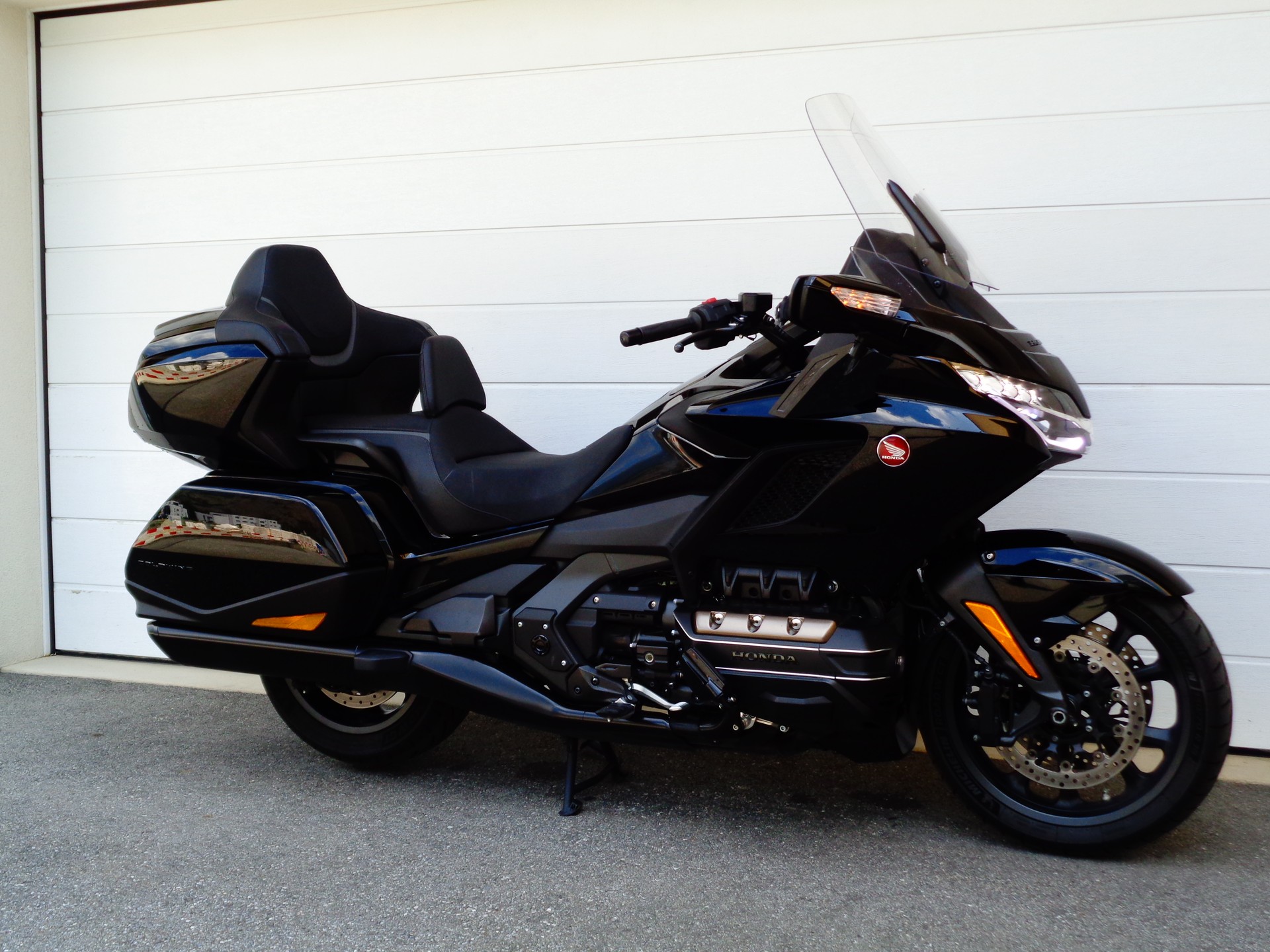 HONDA GL 1800 ES Tour Goldwing E-Suspension-image-0