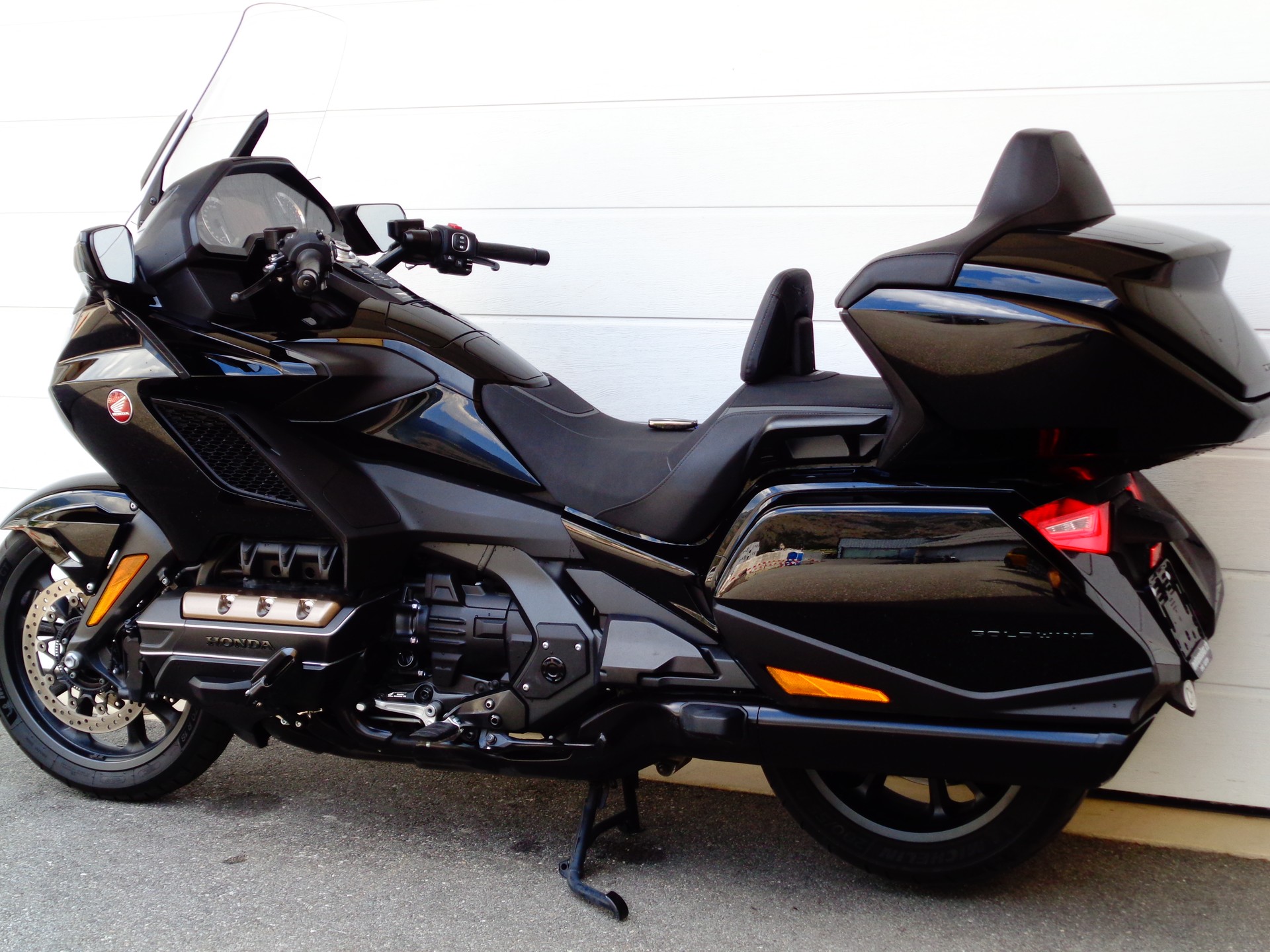 HONDA GL 1800 ES Tour Goldwing E-Suspension-image-5