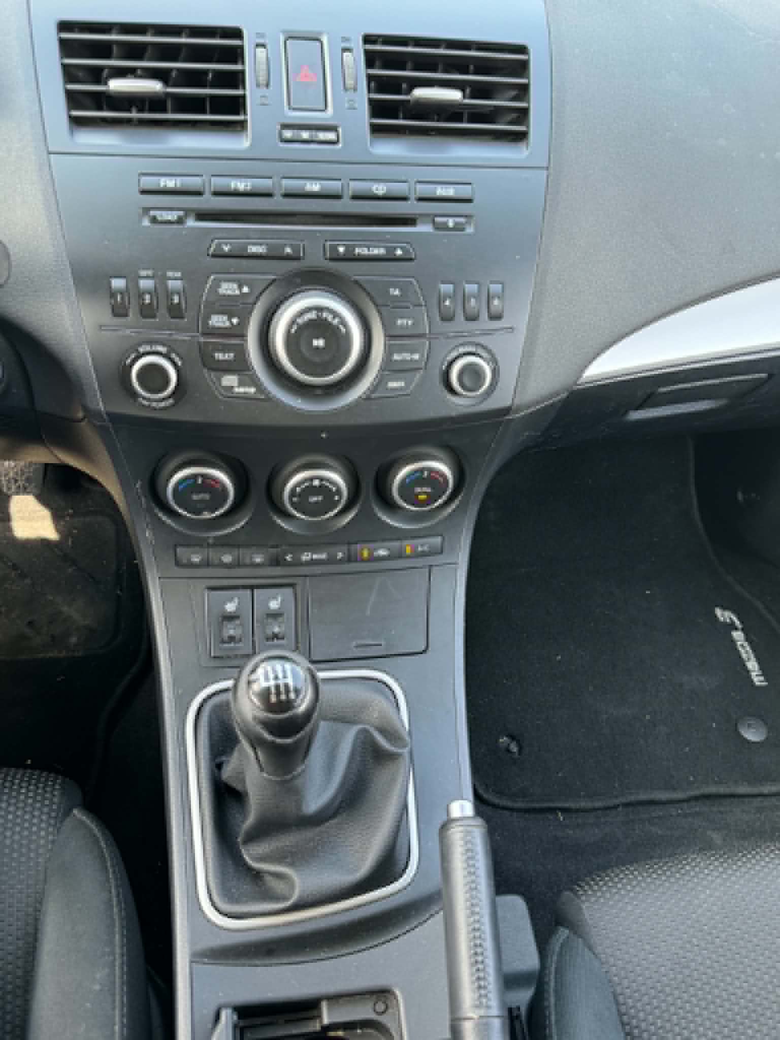 MAZDA 3 2.0 16V DISI Sport-image-8