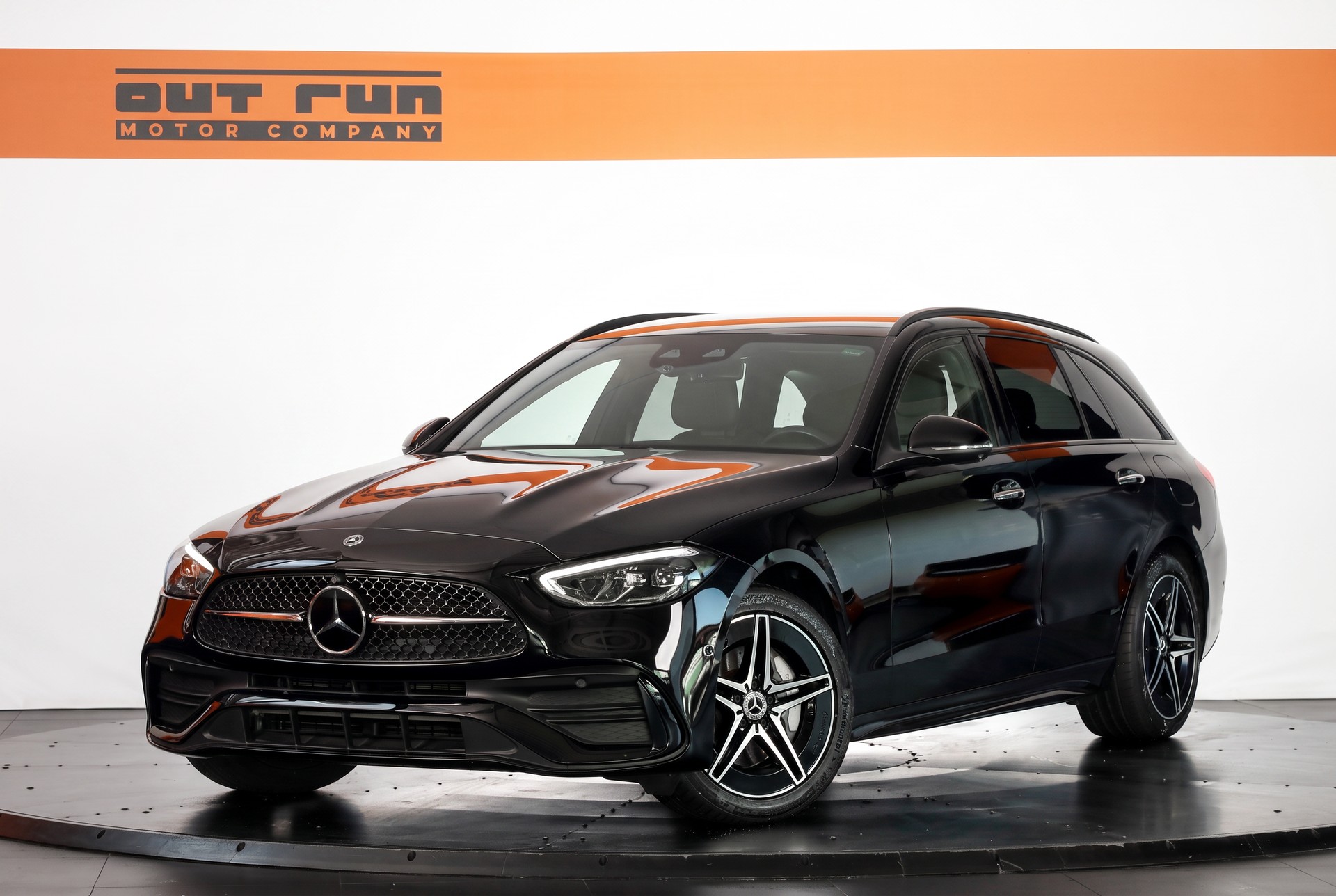 MERCEDES-BENZ C 300 e T AMG Line