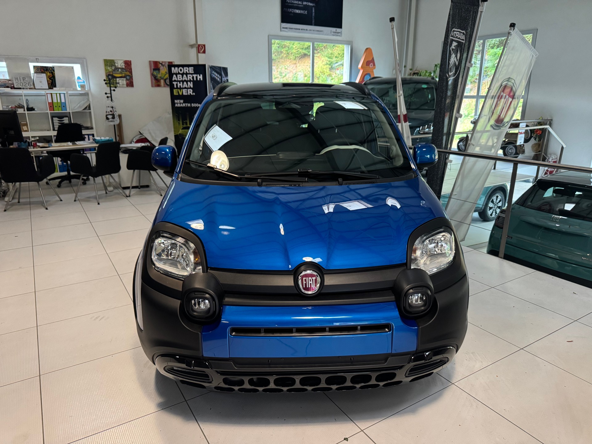 FIAT Pandina 1.0 MHEV Cross-image-8