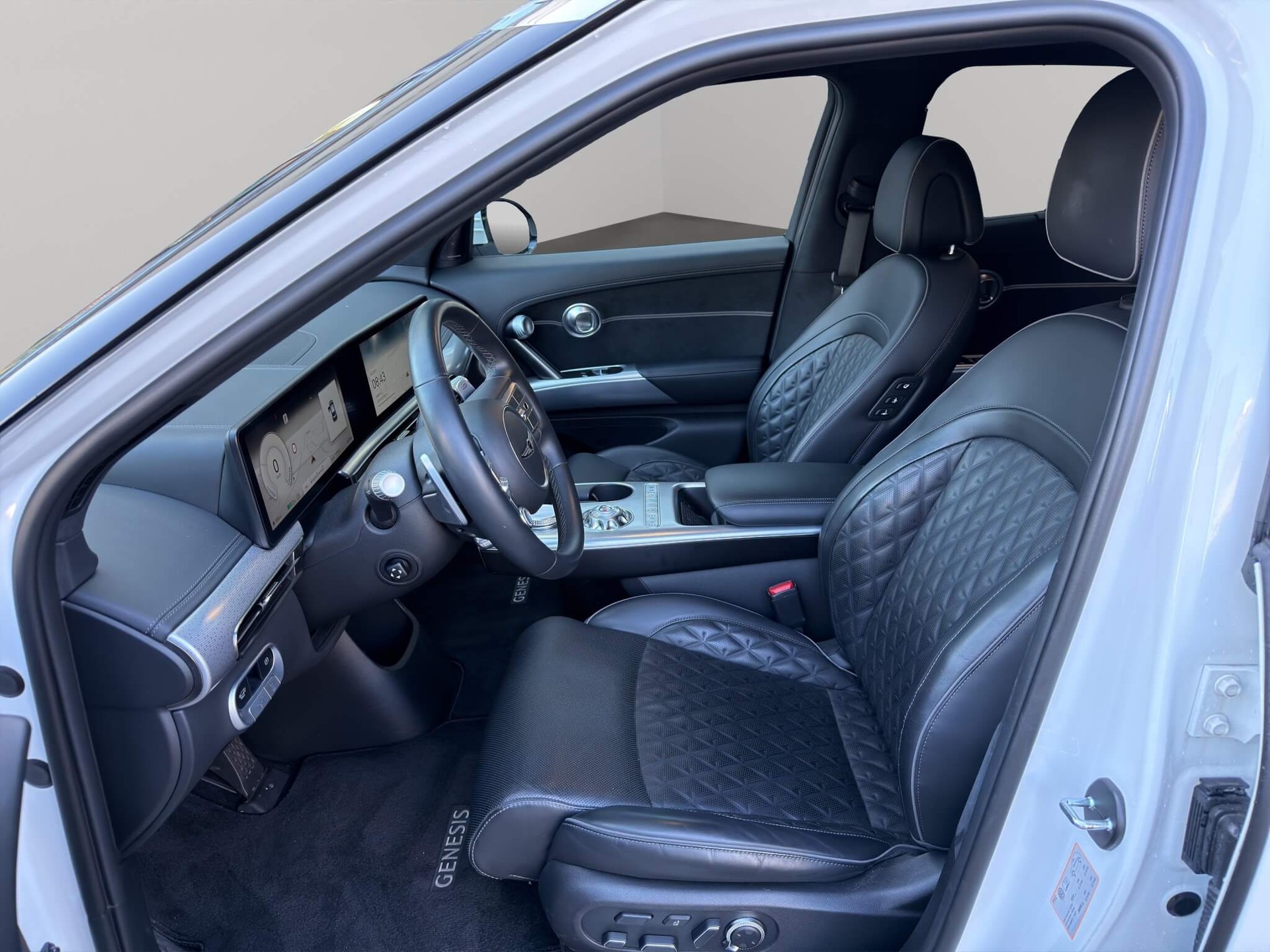 GENESIS GV60 Single Motor Premium-image-6