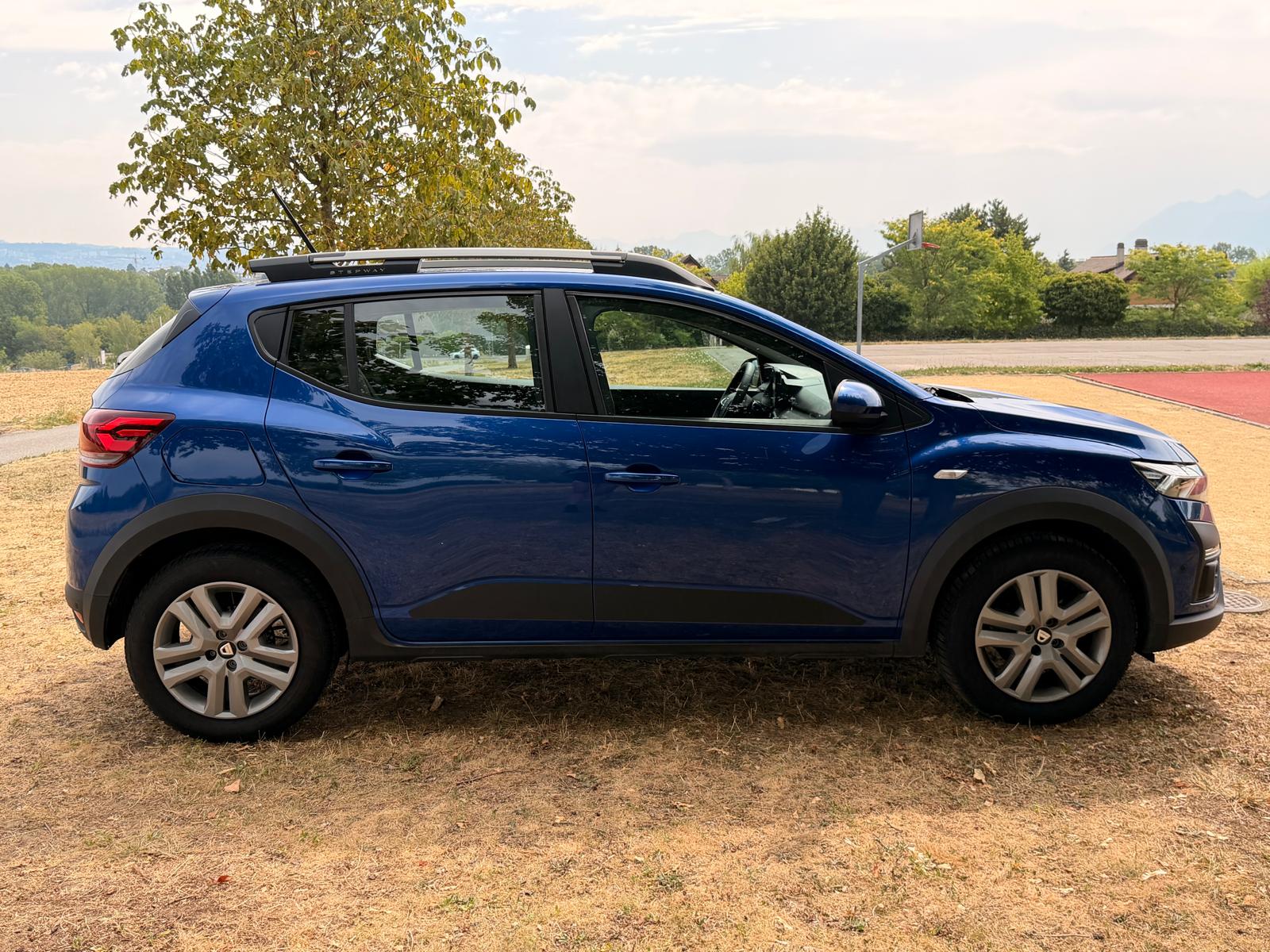 DACIA Sandero Stepway TCe 90 Comfort - Peu de Kilométrage - Navigation - Caméra - Nouvelle Expertise - NEU MFK : 08-2026-image-7