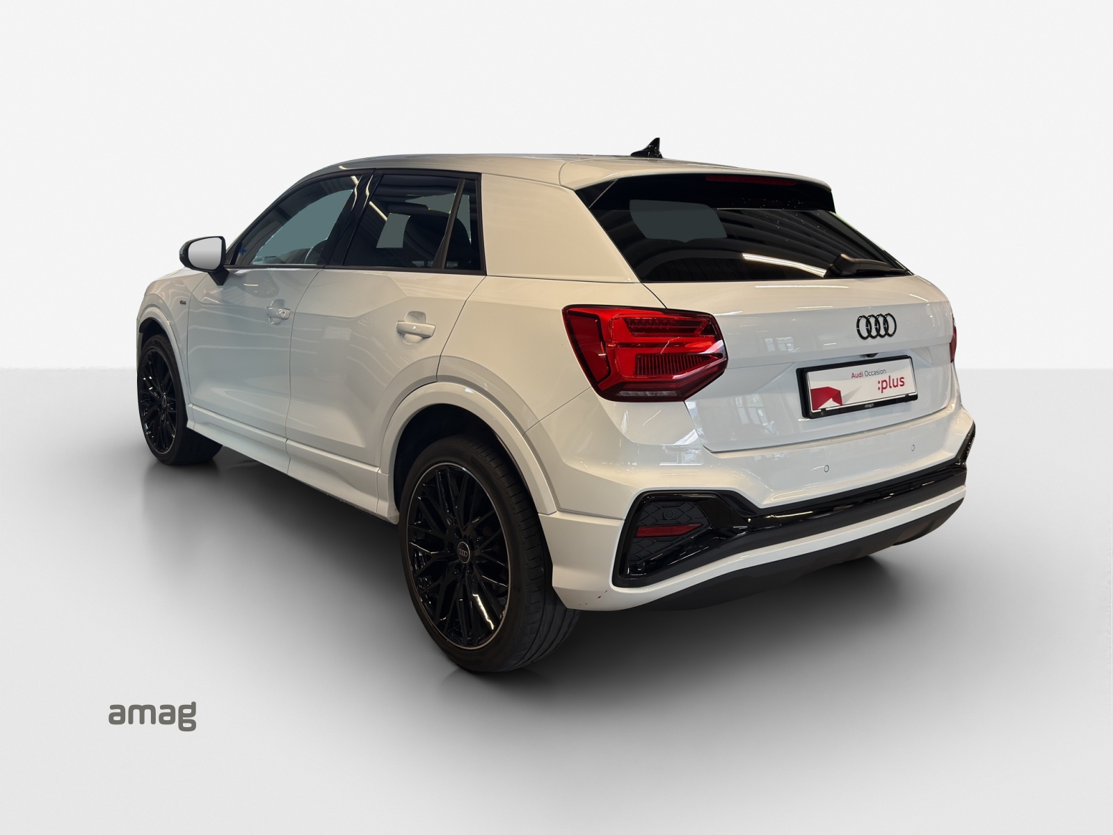 AUDI Q2 35 TFSI S line S-tronic-showroom-element-2