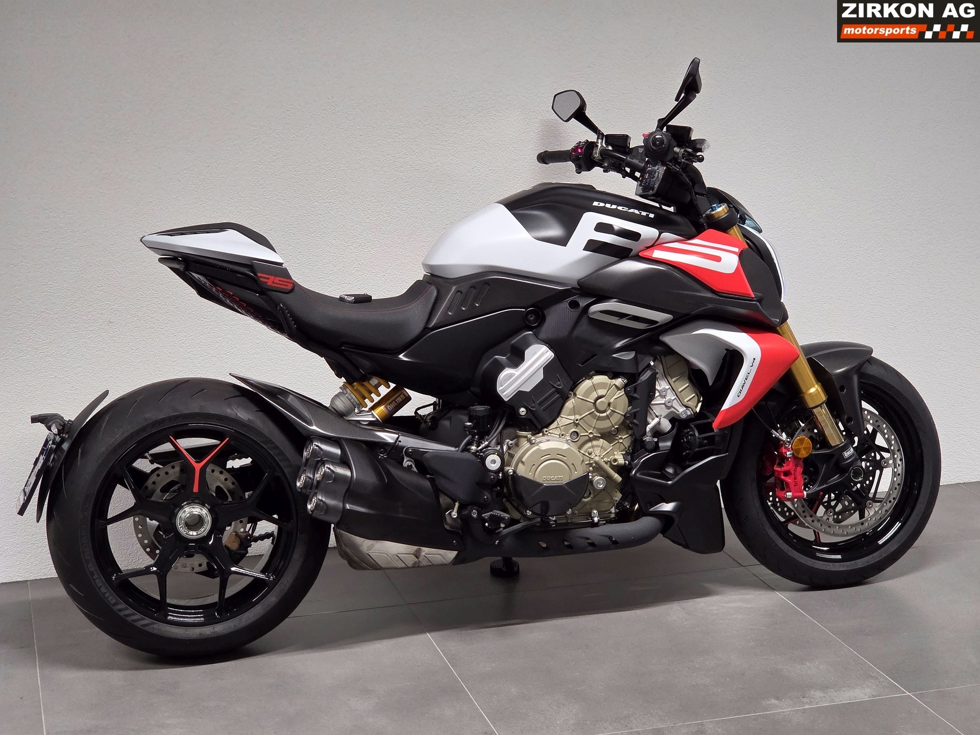 DUCATI Diavel V4 RS-image-5