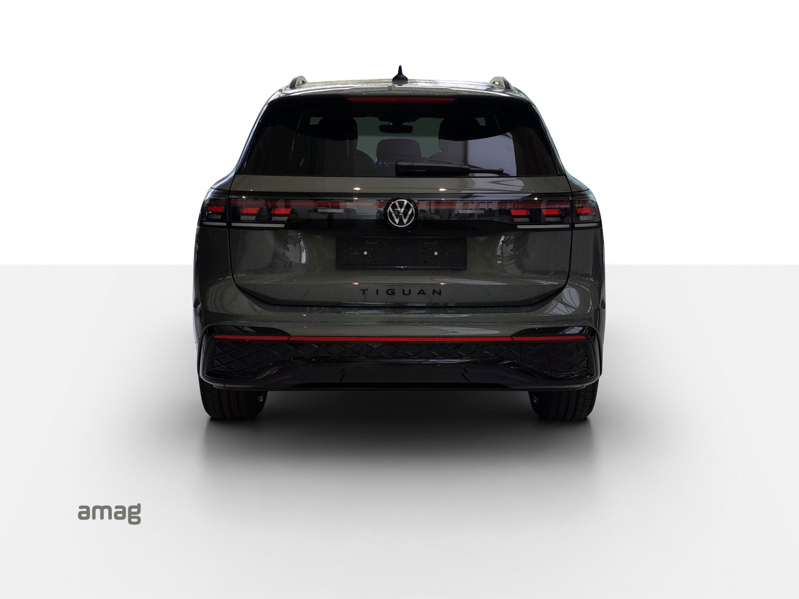 VW Tiguan 2.0 TSI DSG R-Line Plus 4Motion-showroom-element-3