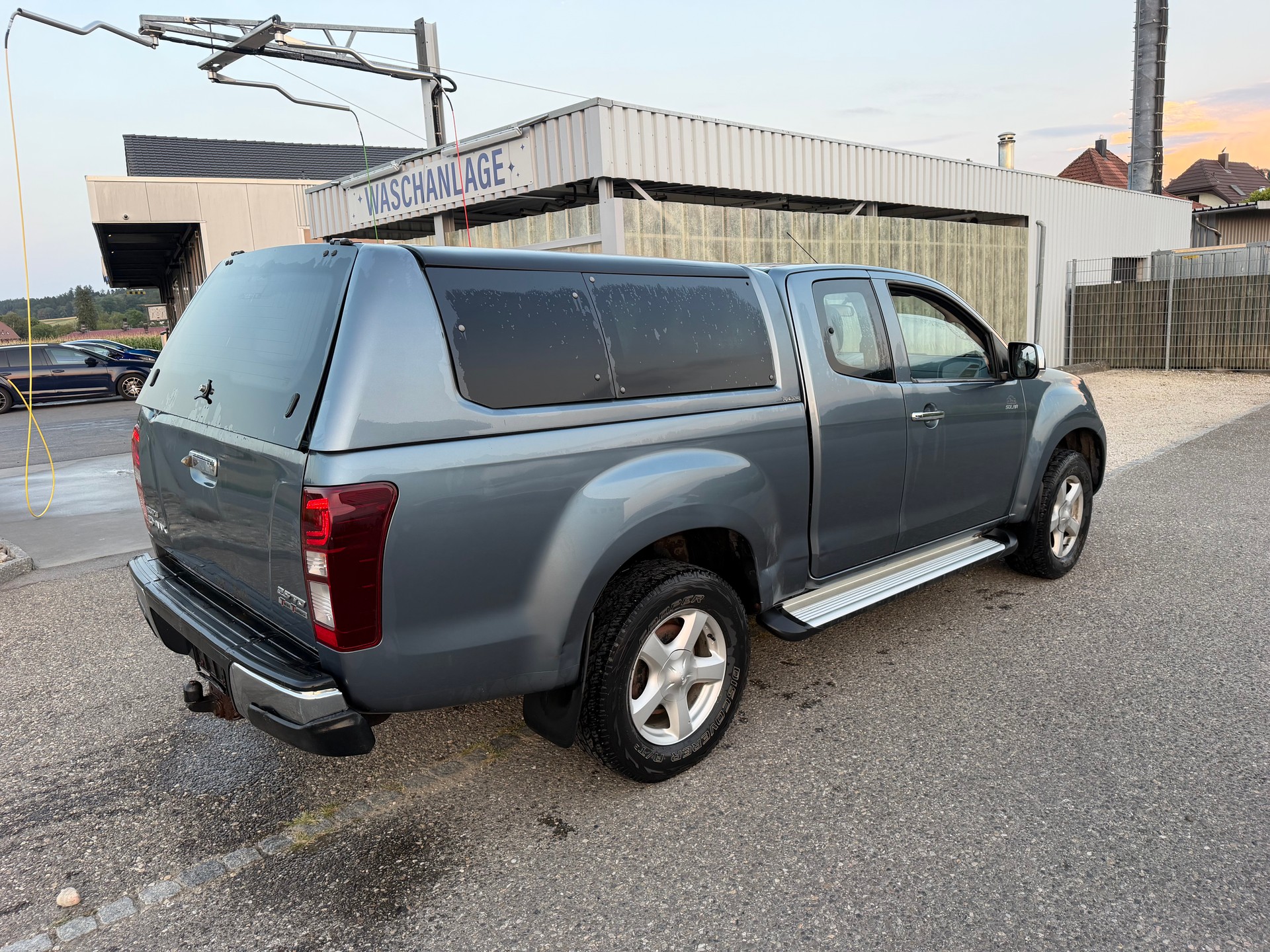 ISUZU D-MAX 2.5 SpaceCab Solar 4x4 A-image-5