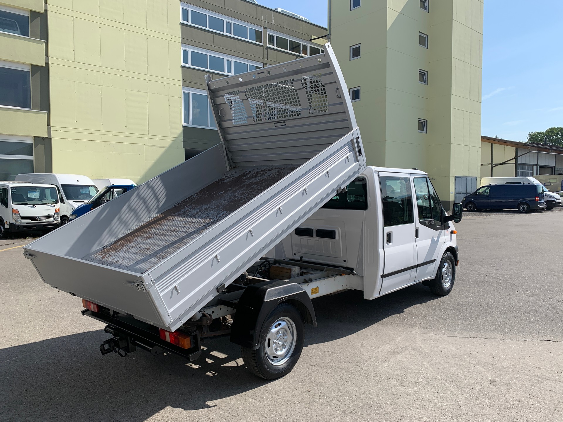FORD Transit-showroom-element-3