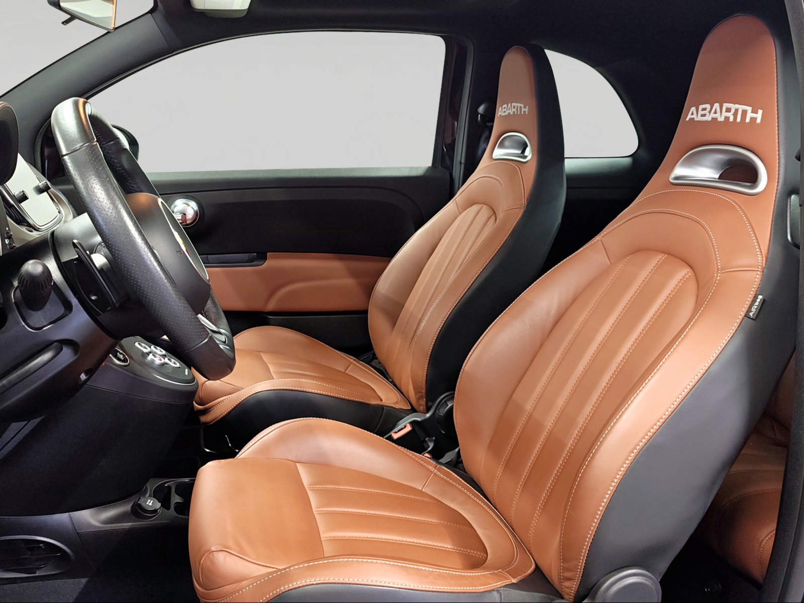 FIAT 595 1.4 16V Turbo Abarth Turismo Dualogic-image-5