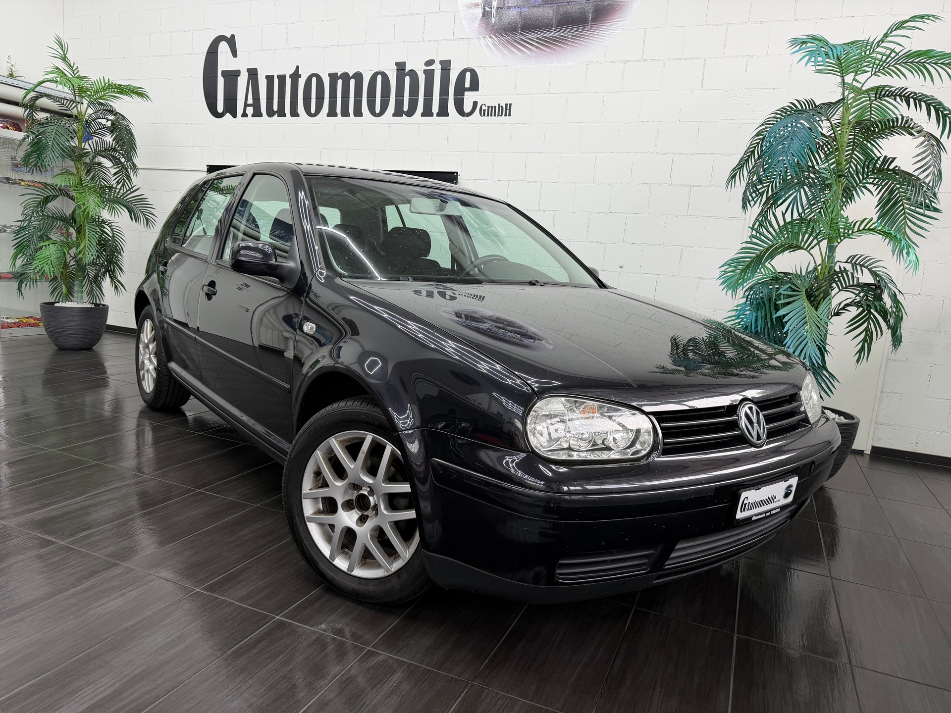 VW Golf 1.6 16V Pacific⭐️-showroom-element-1