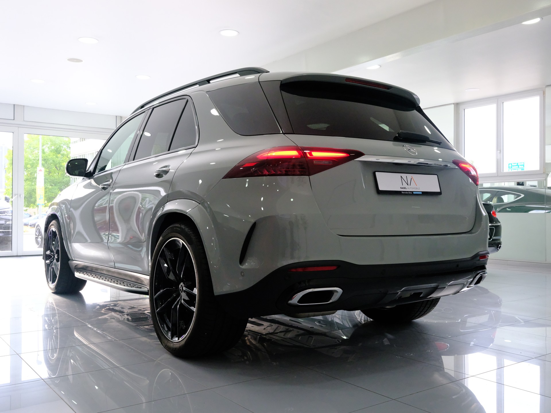 MERCEDES-BENZ GLE 450 d 4Matic 9G-Tronic-image-4