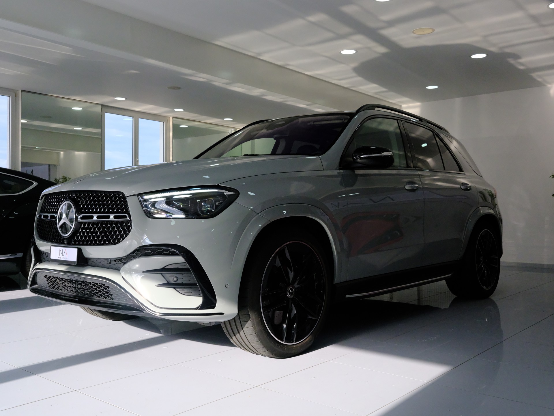 MERCEDES-BENZ GLE 450 d 4Matic 9G-Tronic-showroom-element-3
