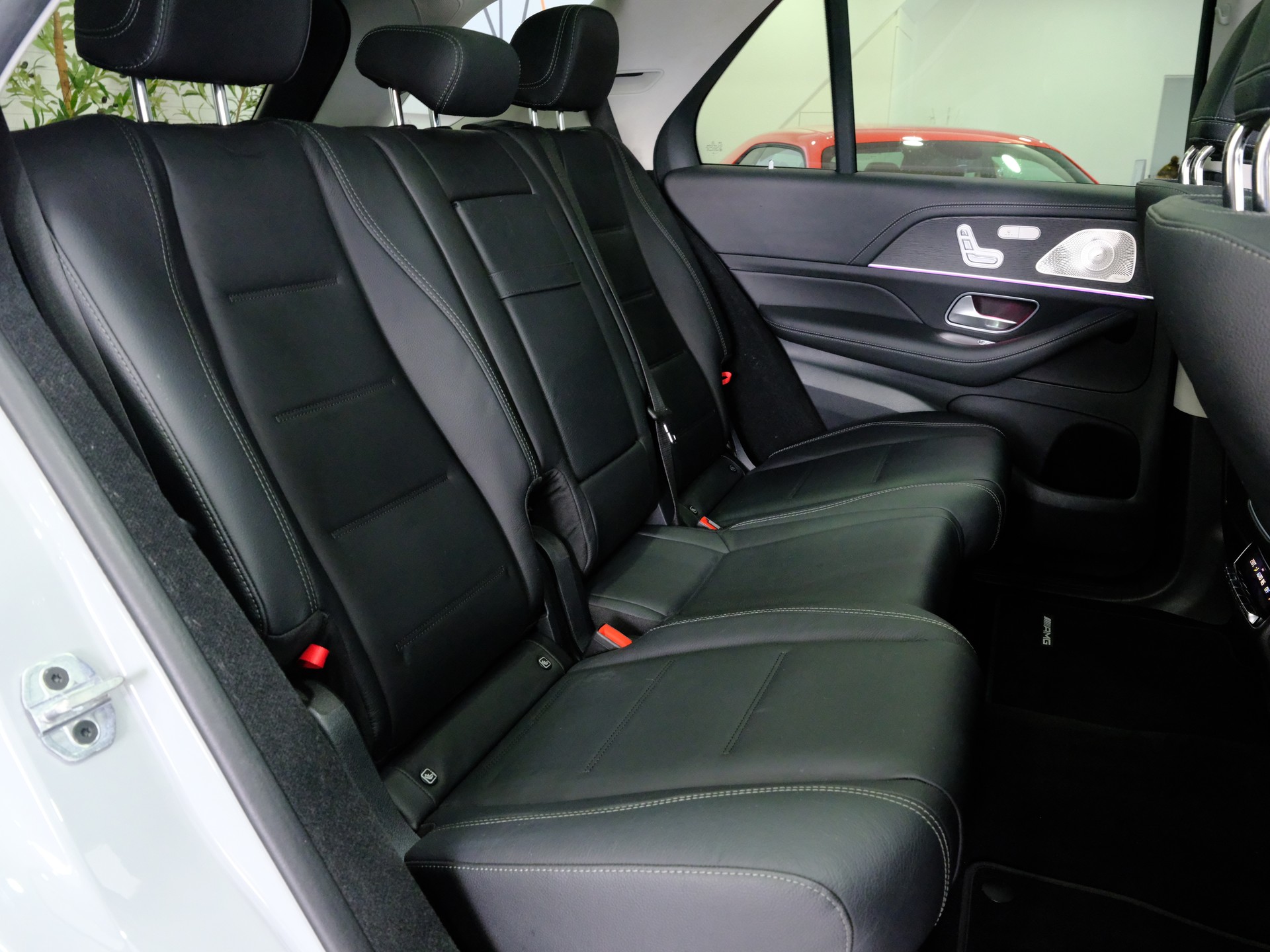MERCEDES-BENZ GLE 450 d 4Matic 9G-Tronic-image-15