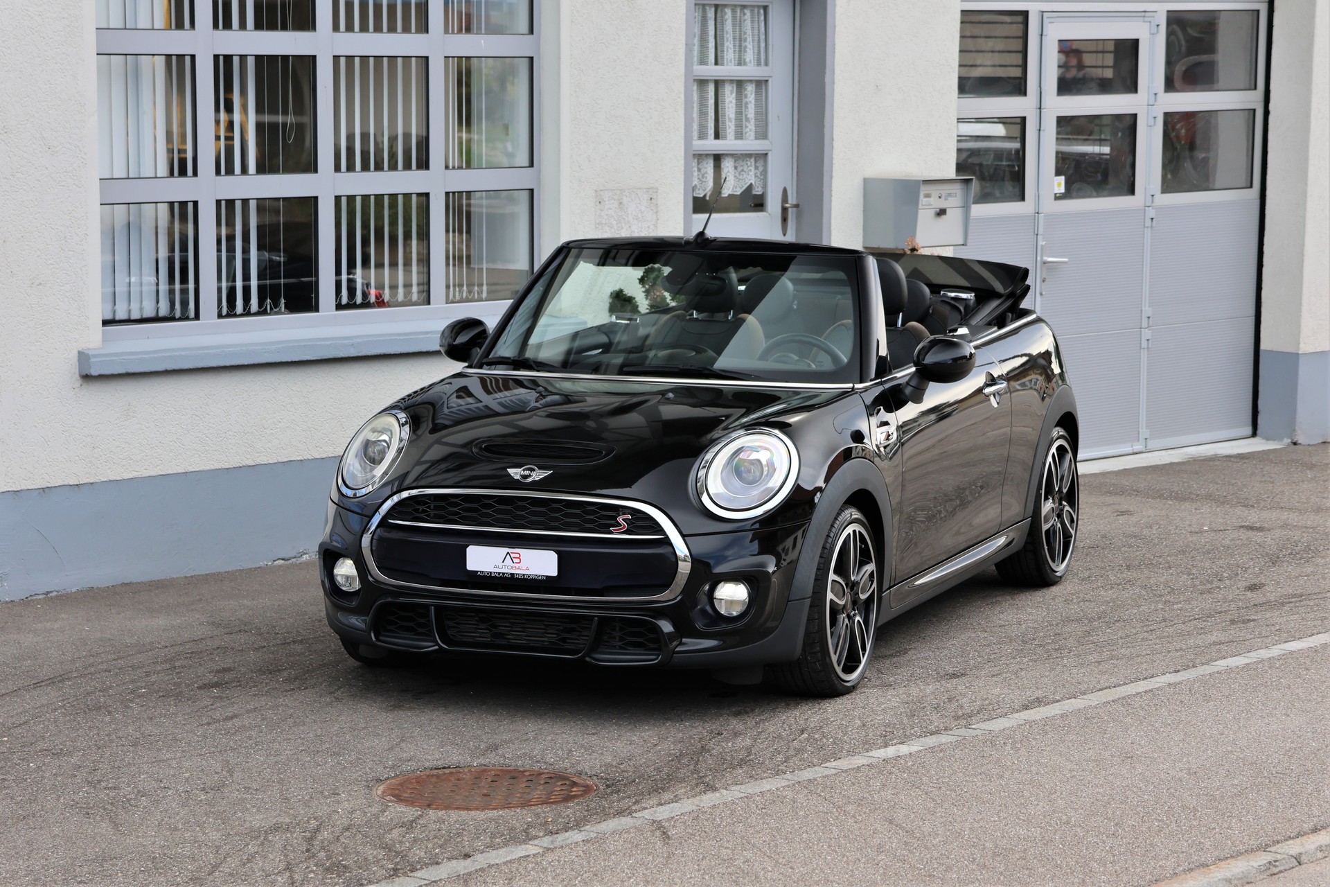 MINI Cooper S Cabriolet (CH)-image-6