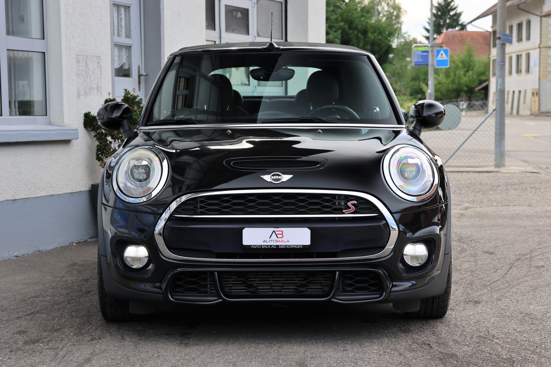 MINI Cooper S Cabriolet (CH)-showroom-element-1