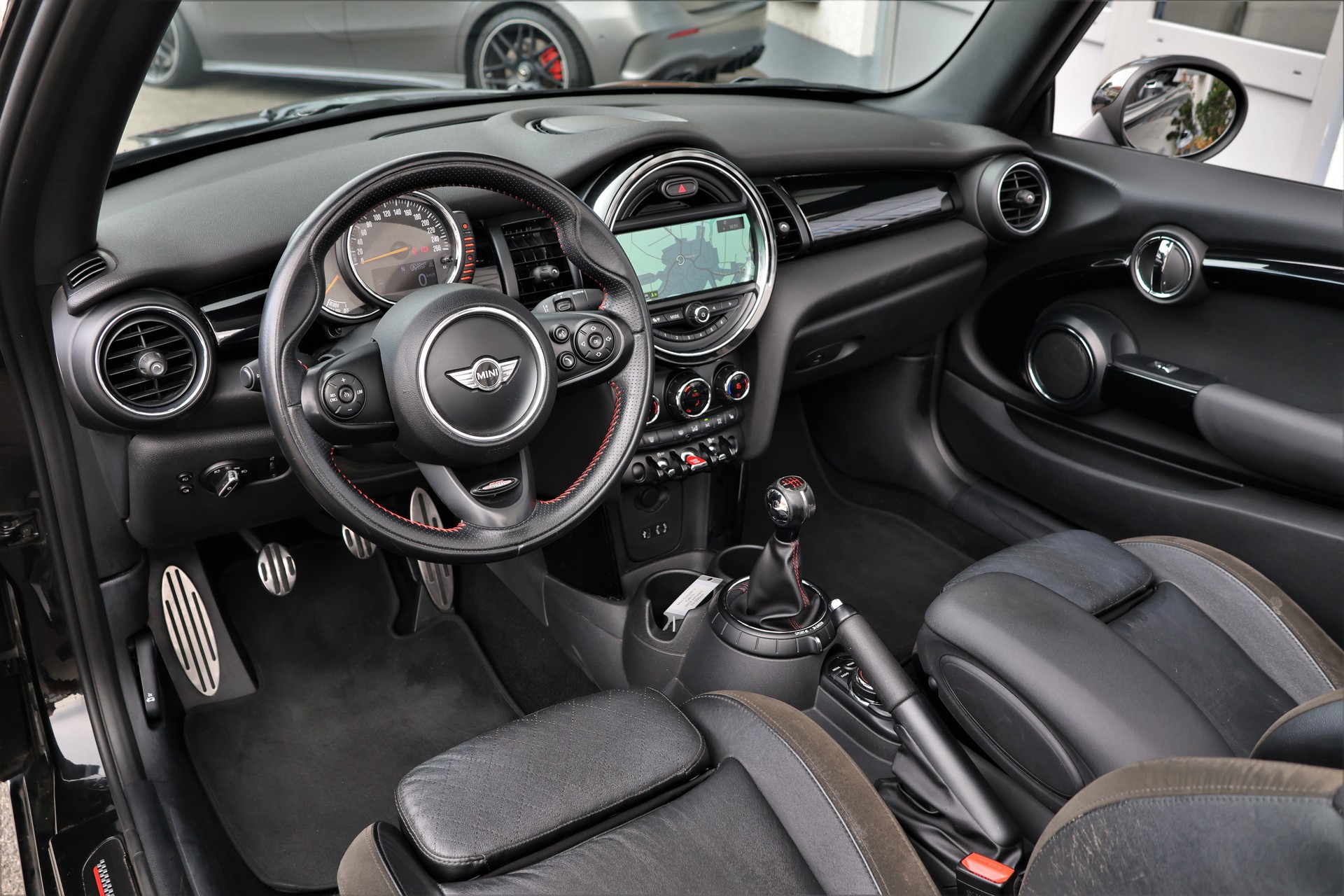 MINI Cooper S Cabriolet (CH)-image-16
