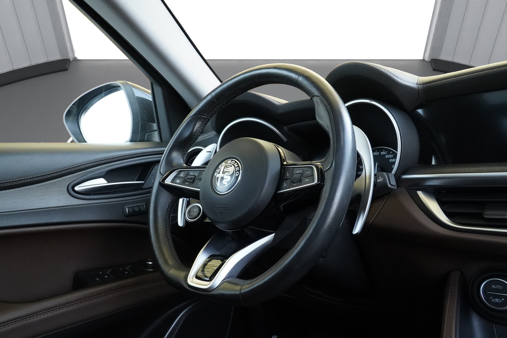 ALFA ROMEO Stelvio 2.0 Veloce Q4 Automatic * CH Fahrzeug*-image-11