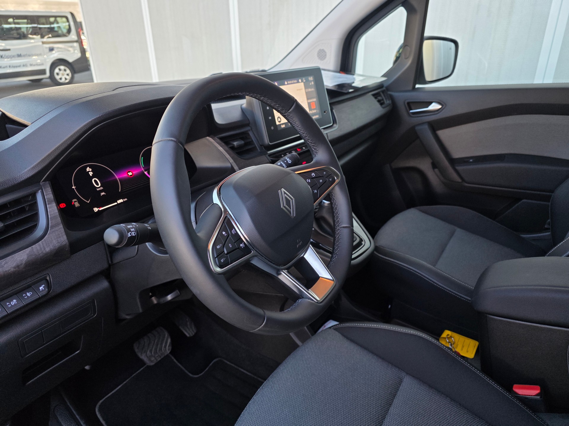 RENAULT Kangoo 1.3 TCe 130 PF Techno EDC-image-8