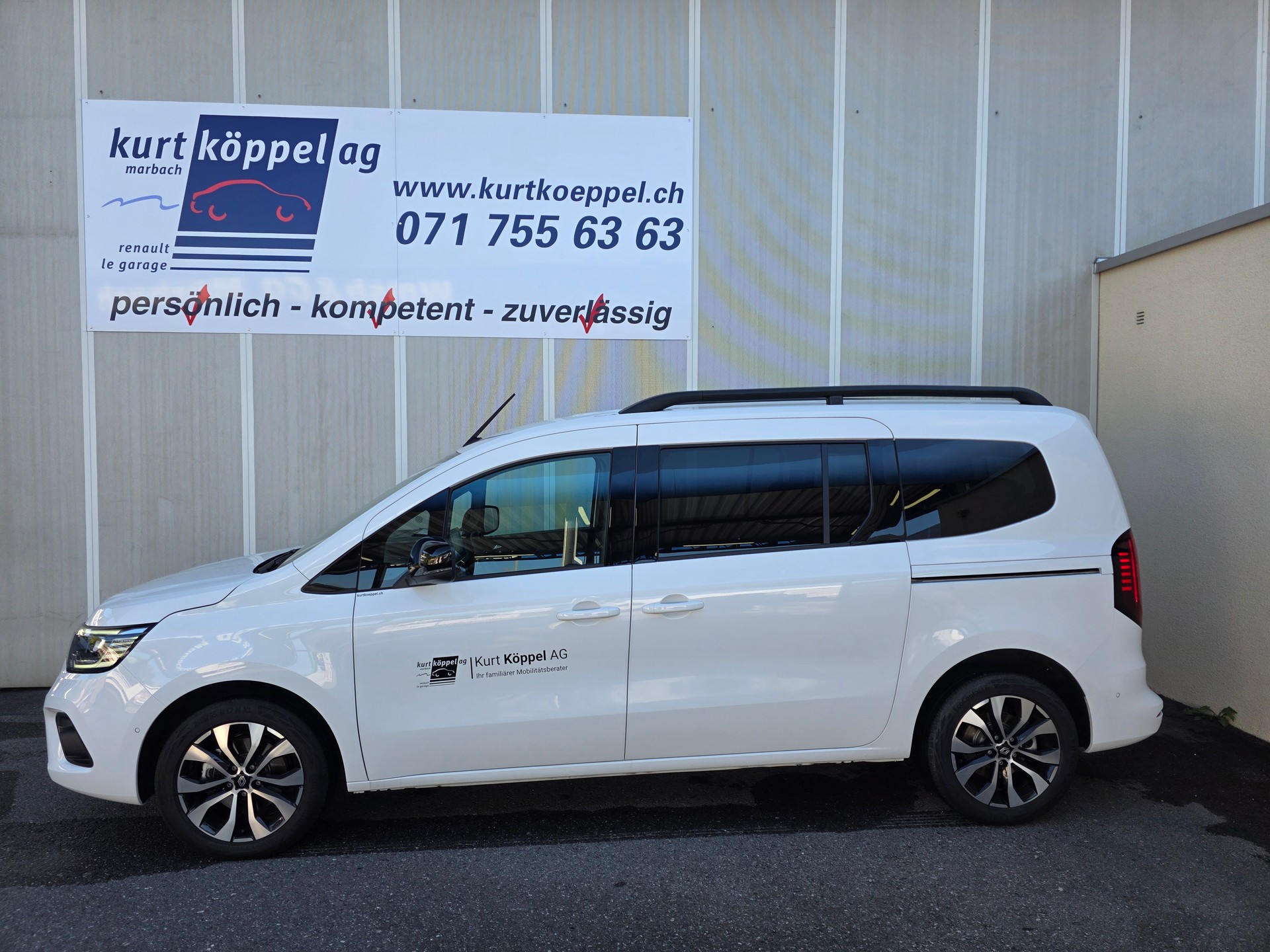 RENAULT Kangoo 1.3 TCe 130 PF Techno EDC