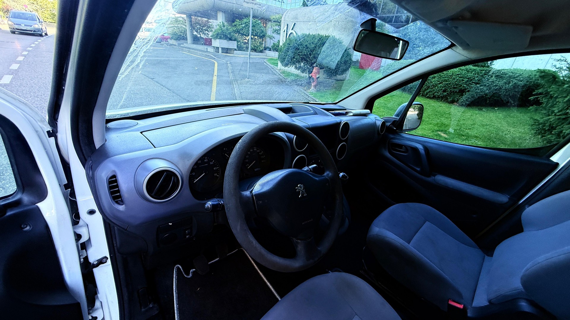 PEUGEOT Partner 1.6 Active-image-7