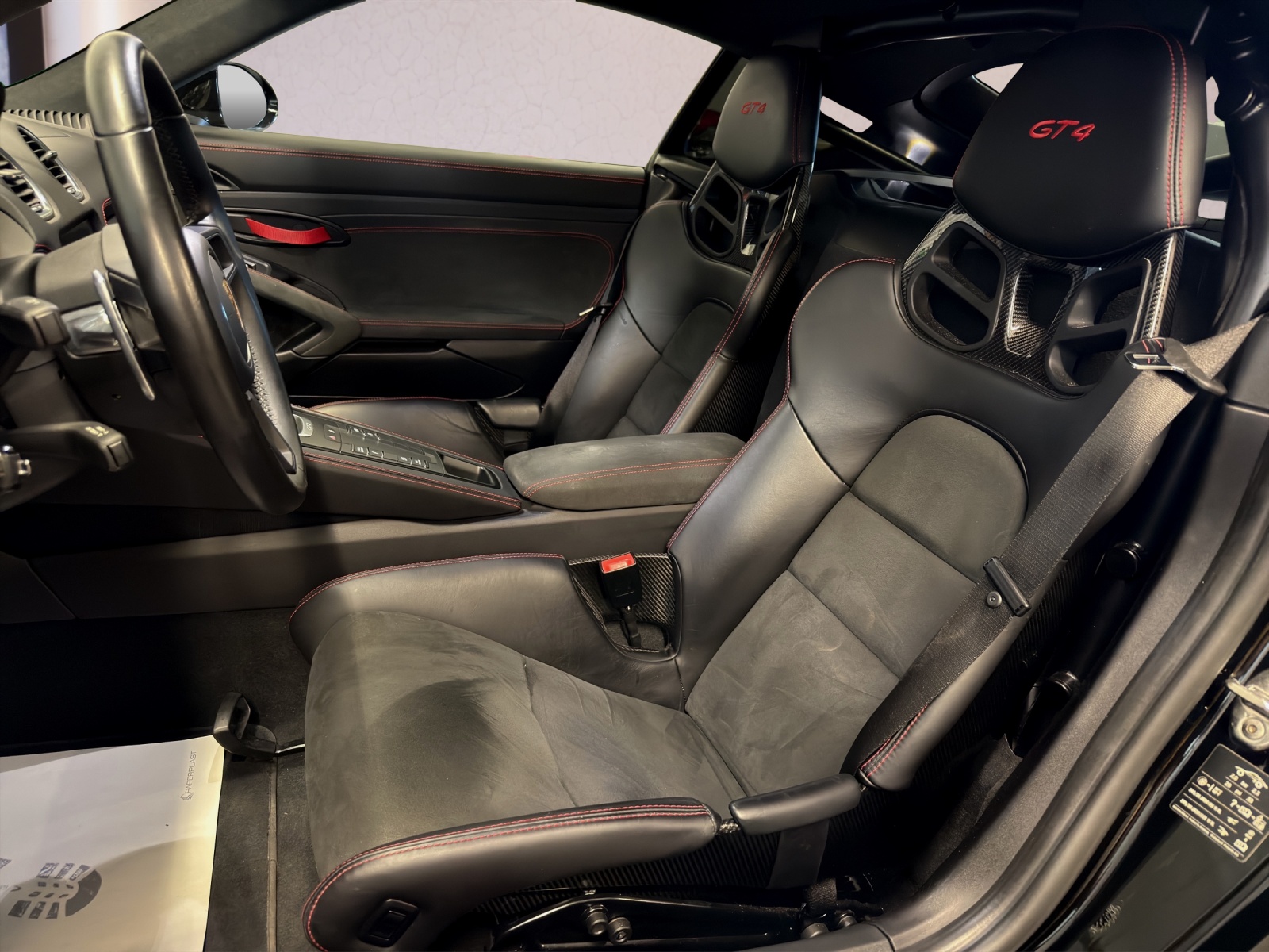 PORSCHE 718 Cayman GT4PDK-image-10