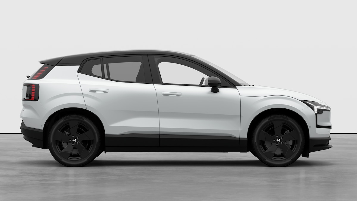 VOLVO EX30 E60 Twin Ultra Performance Sw. Black Ed. AWD-showroom-element-3