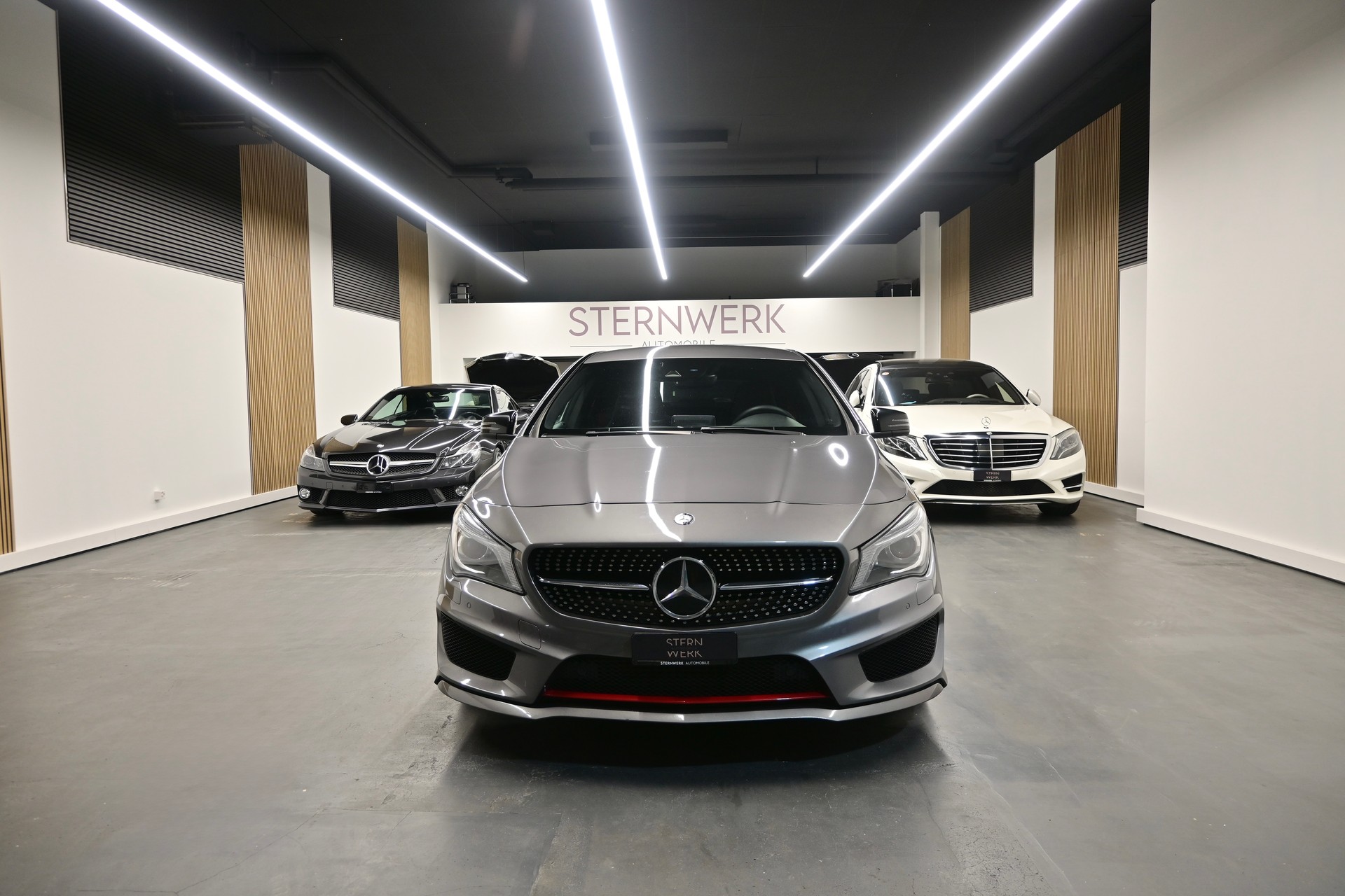 MERCEDES-BENZ CLA Shooting Brake 250 Sport 4Matic 7G-DCT-showroom-element-1