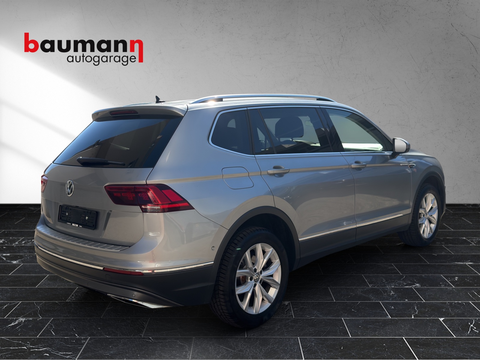 VW Tiguan Allspace 2.0TSI Highline 4Motion DSG-showroom-element-2