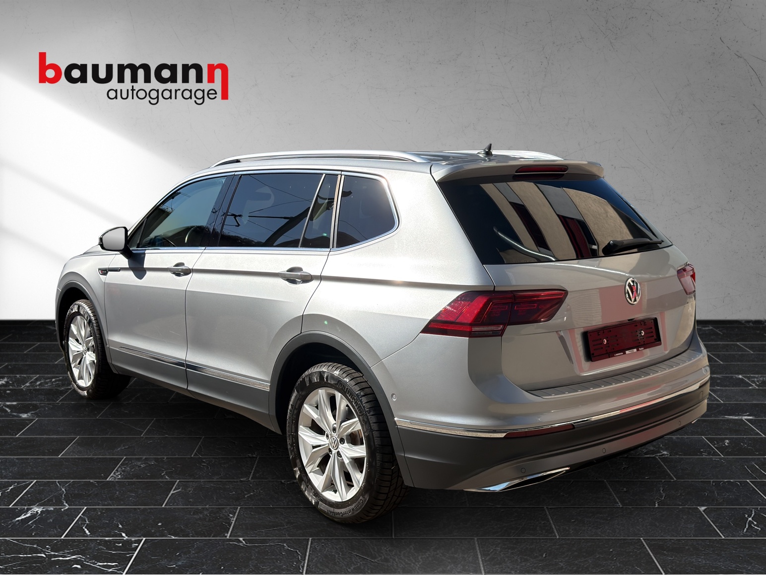VW Tiguan Allspace 2.0TSI Highline 4Motion DSG-showroom-element-3