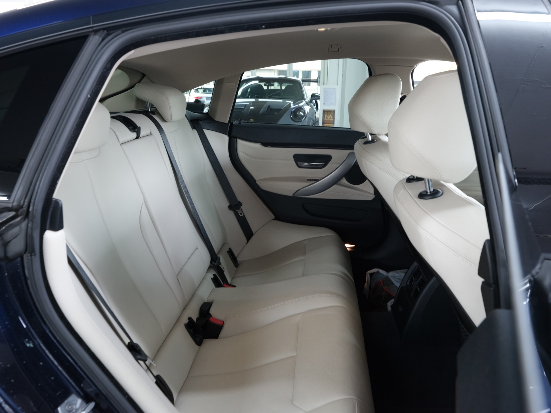 BMW 430i Gran Coupé xDrive Sport Line Steptronic *Rückfahrkamera* *Sport Line* *Leder*-image-24