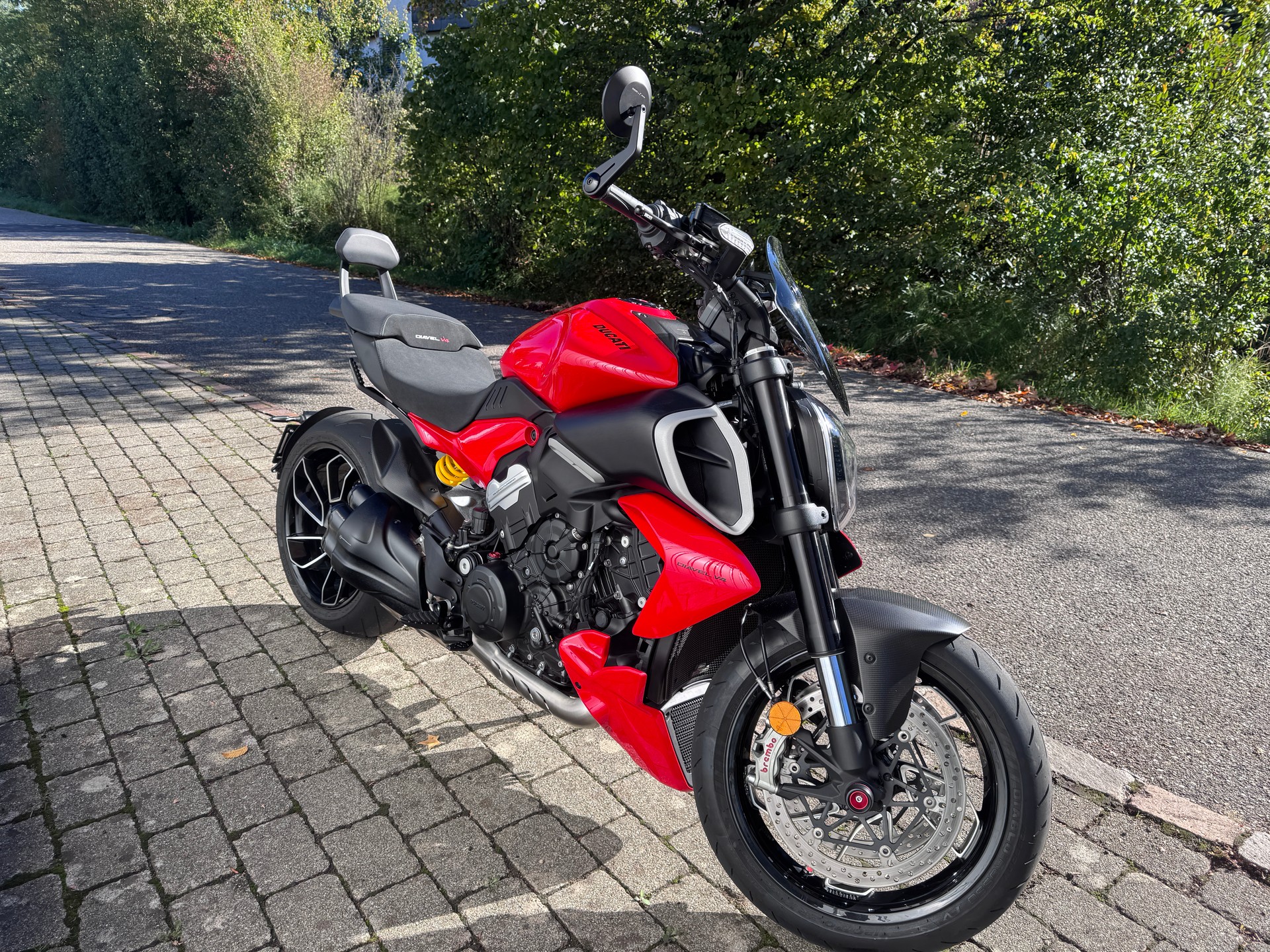 DUCATI Diavel V4 - frisch ab Service mit Werksgarantie bis 07/2028!-image-2