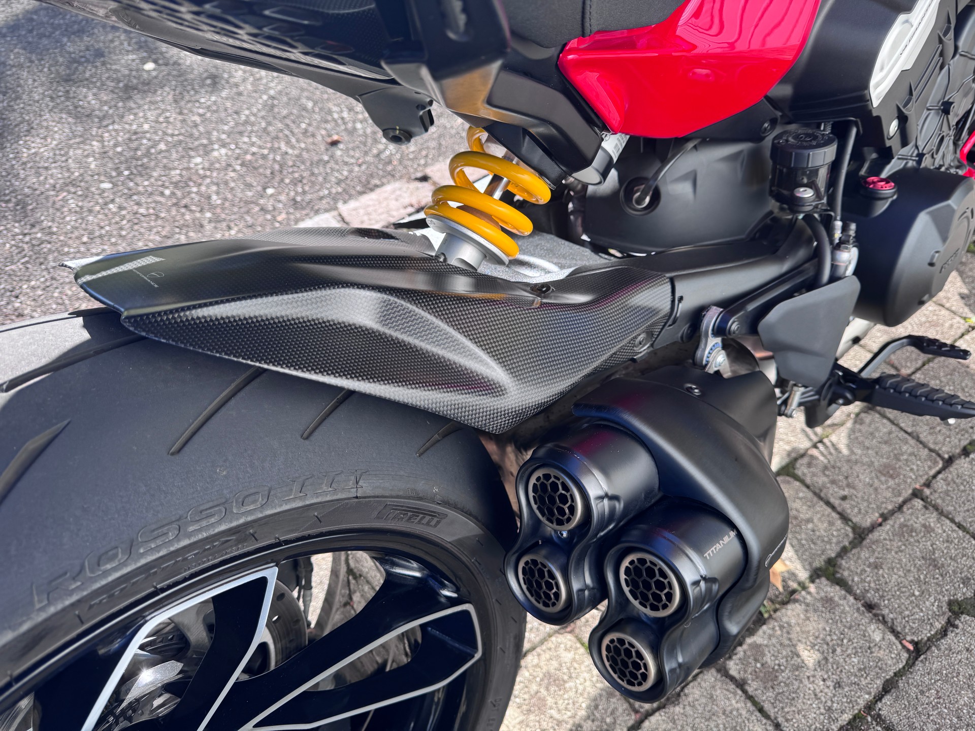 DUCATI Diavel V4 - frisch ab Service mit Werksgarantie bis 07/2028!-image-4