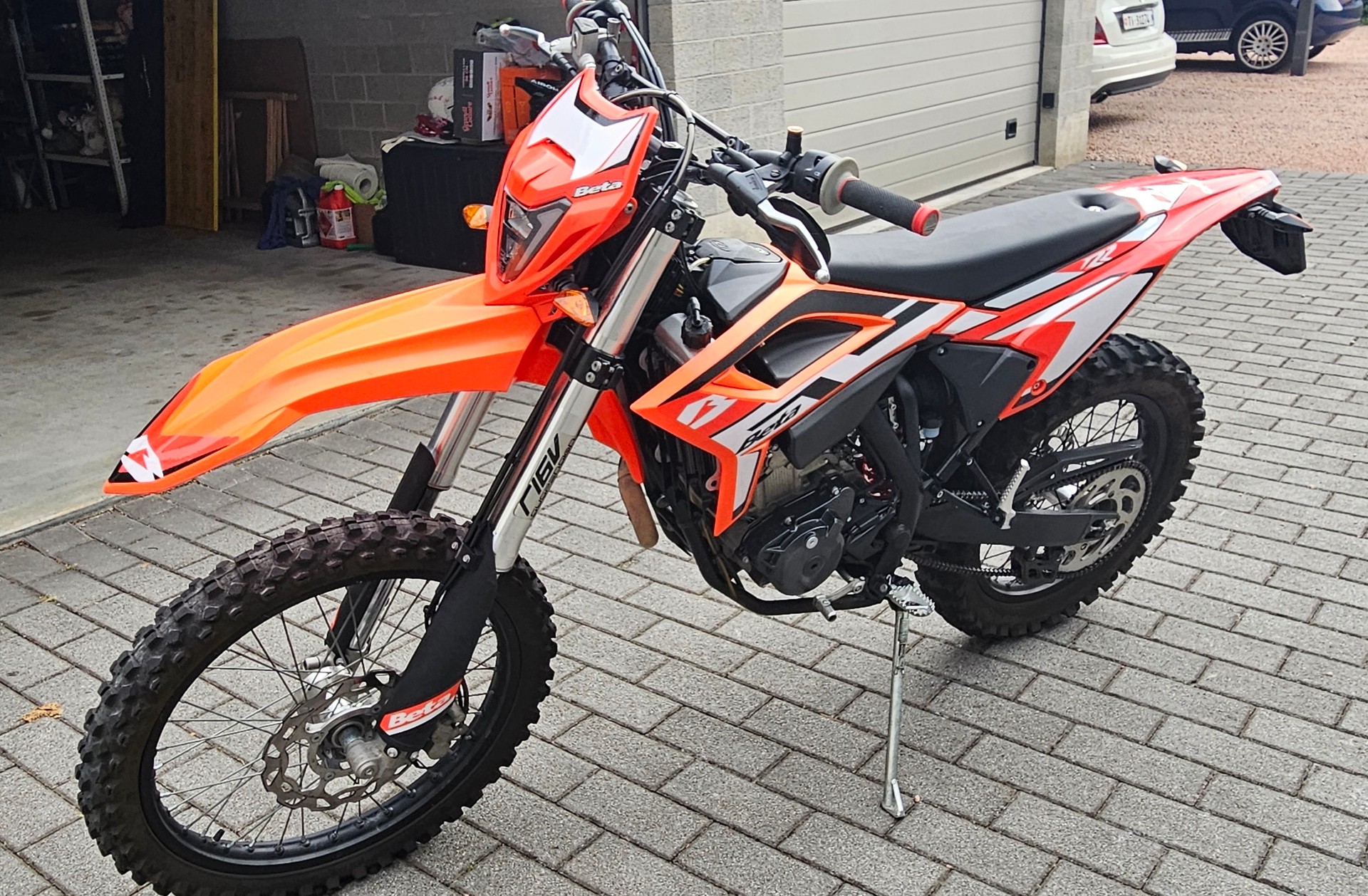BETA 125 4T ENDURO-image-3