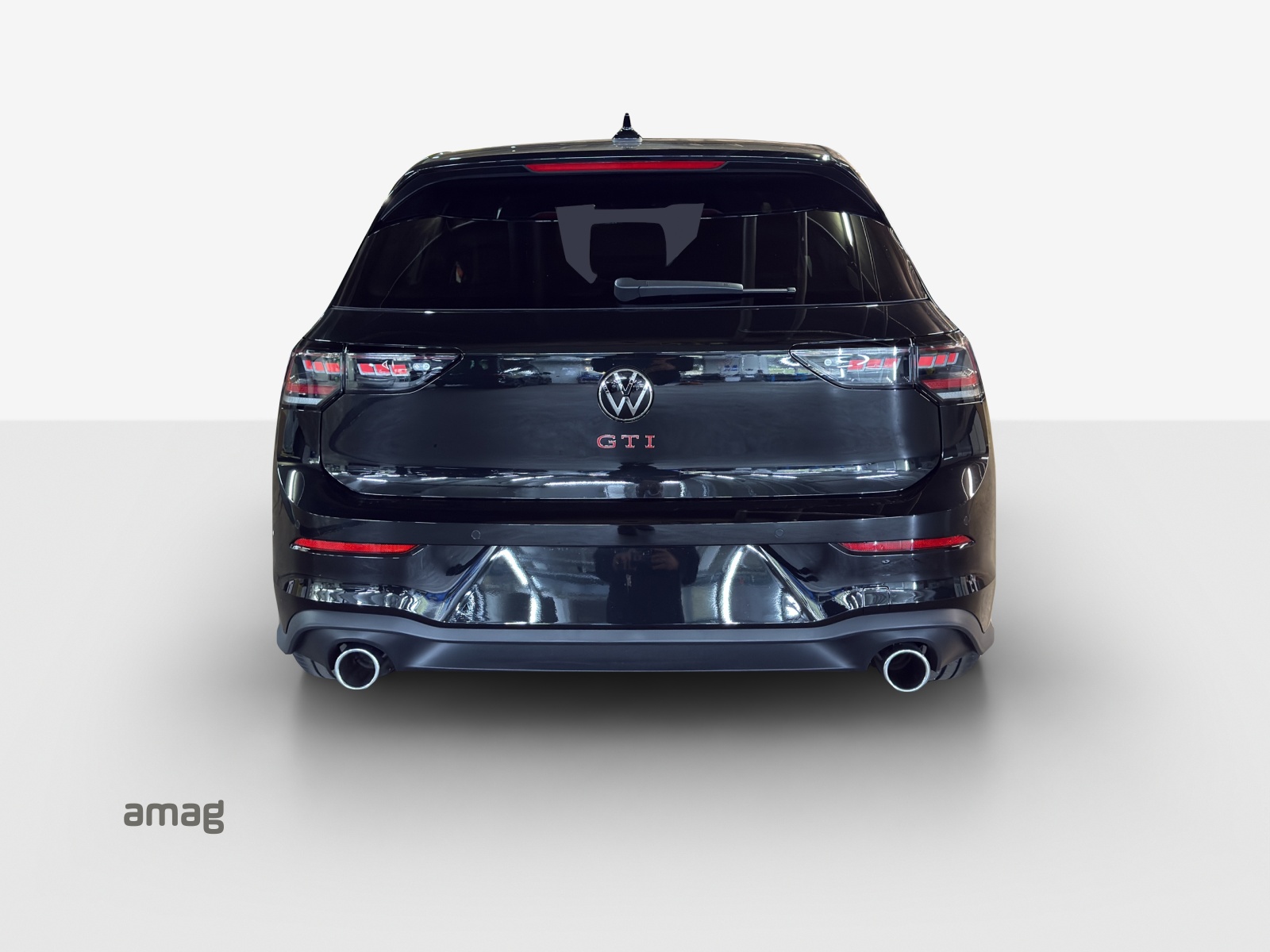 VW Golf 2.0 TSI GTI Essential DSG-showroom-element-3