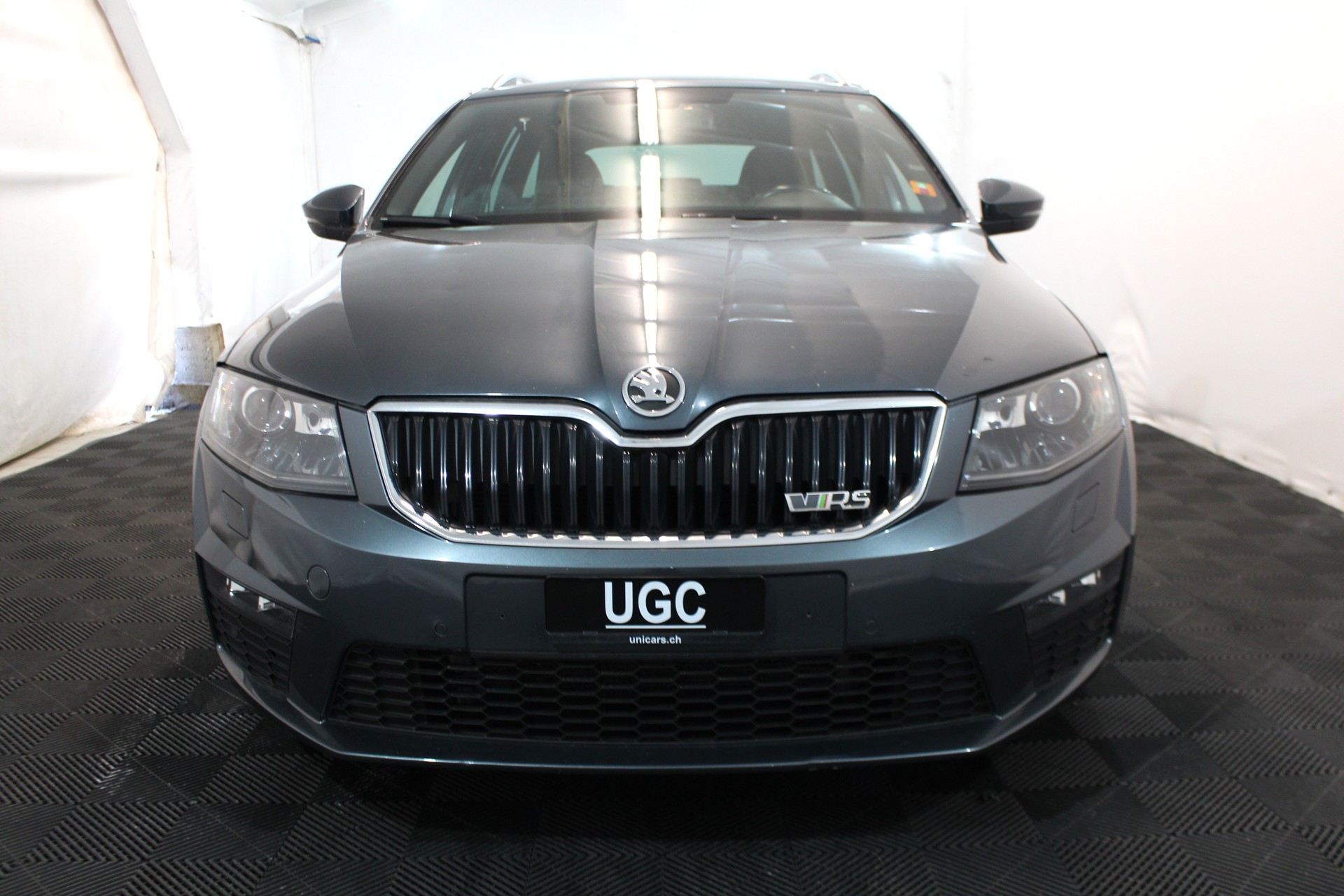SKODA Octavia Combi 2.0 TDI 184 RS DSG-showroom-element-1