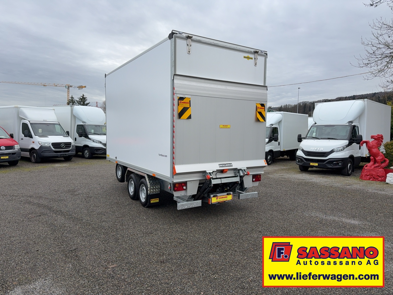 HUMBAUR HK 1625 Koffer mit Hebebühne / Durchladesystem-image-2