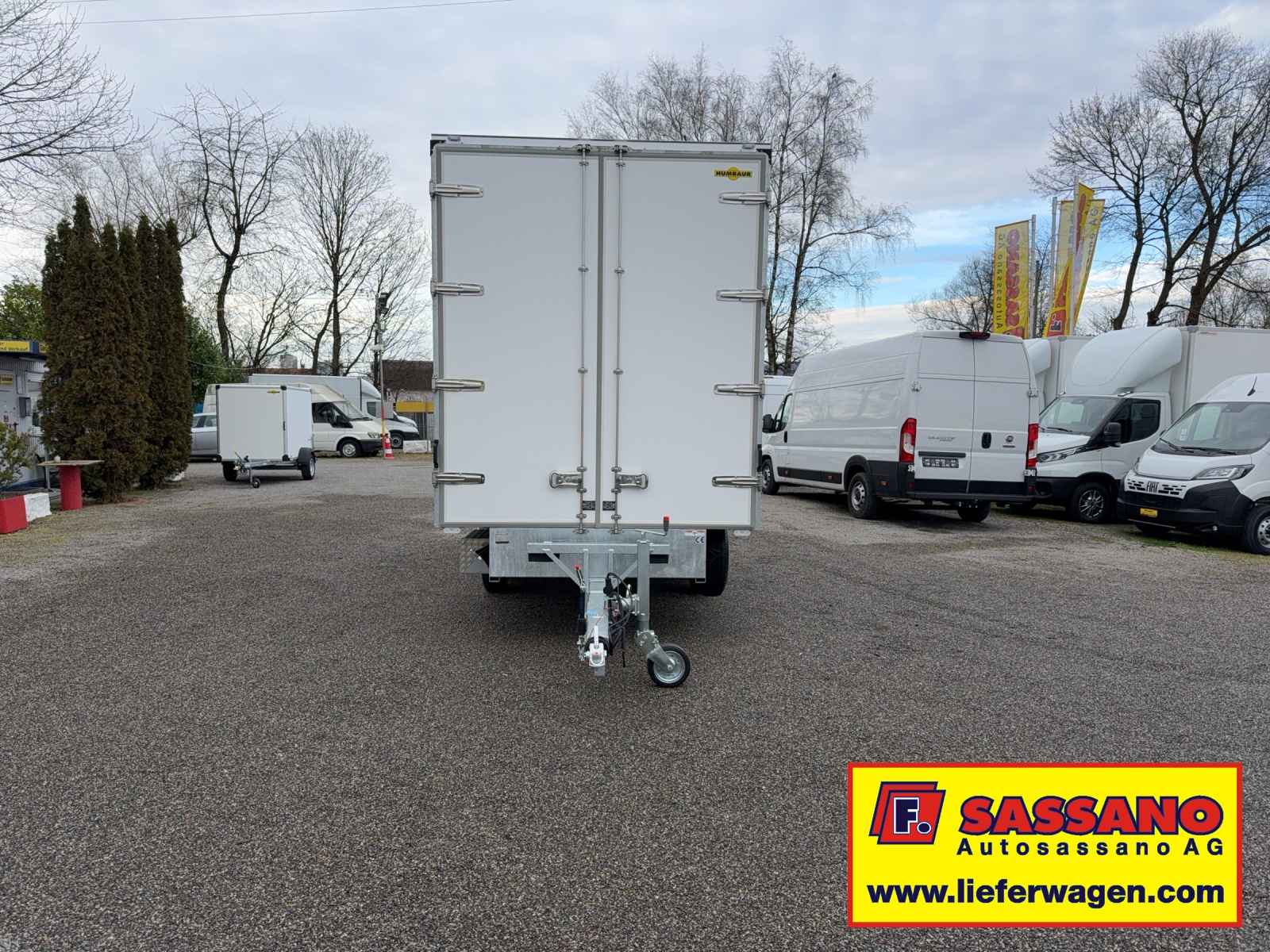HUMBAUR HK 1625 Koffer mit Hebebühne / Durchladesystem-image-4