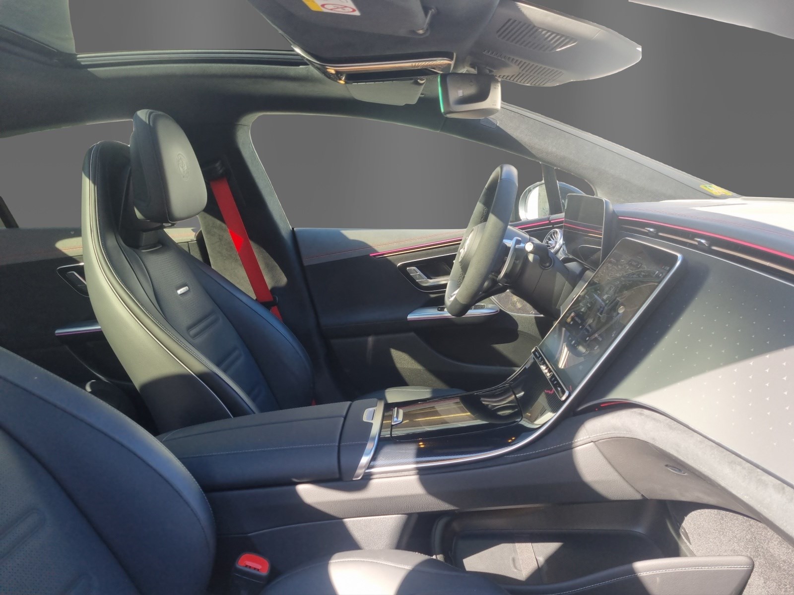 MERCEDES-BENZ EQE 43 AMG 4 Matic-image-17