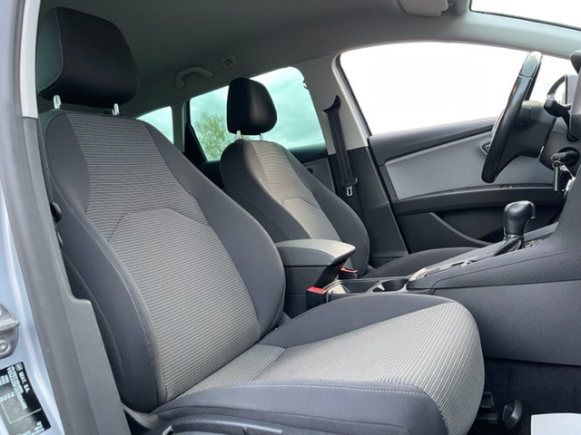SEAT Leon ST 1.6 TDI CR Style DSG-image-12