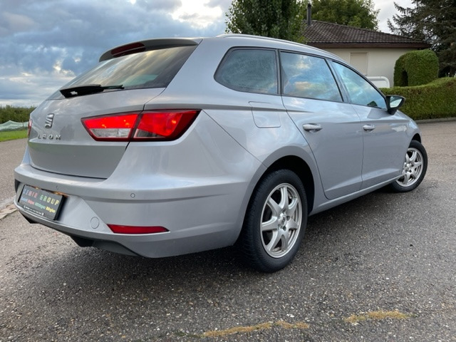 SEAT Leon ST 1.6 TDI CR Style DSG-image-7