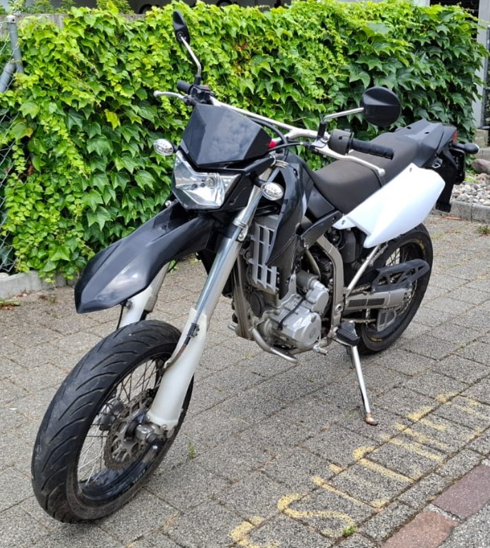 KAWASAKI KLX 250-image-2