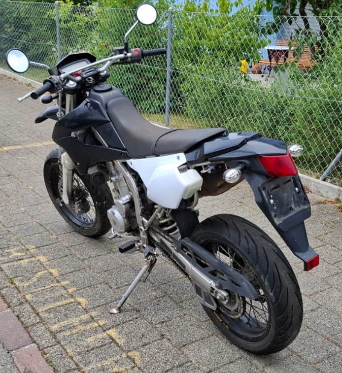 KAWASAKI KLX 250-image-4