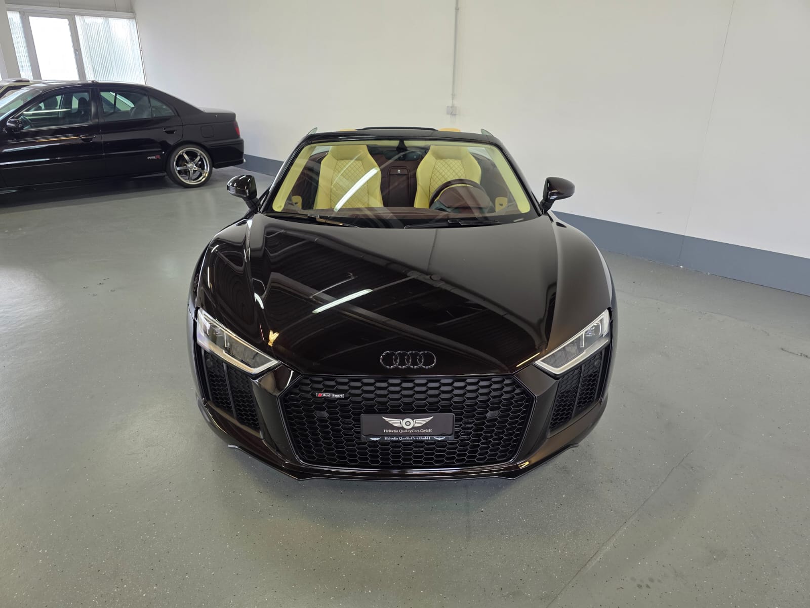 AUDI R8 Spyder 5.2 RWS S-Tronic-image-4