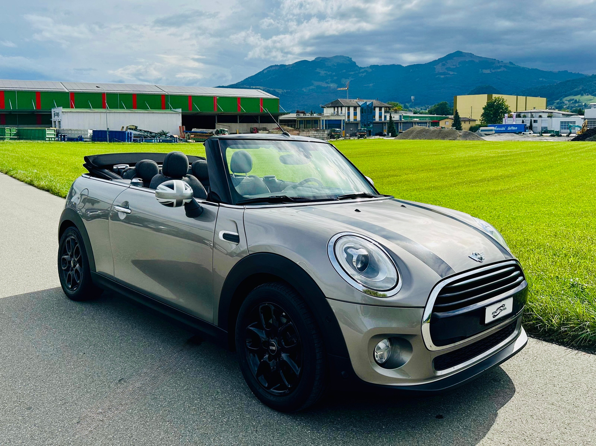 MINI Cooper Cabriolet Steptronic-image-4