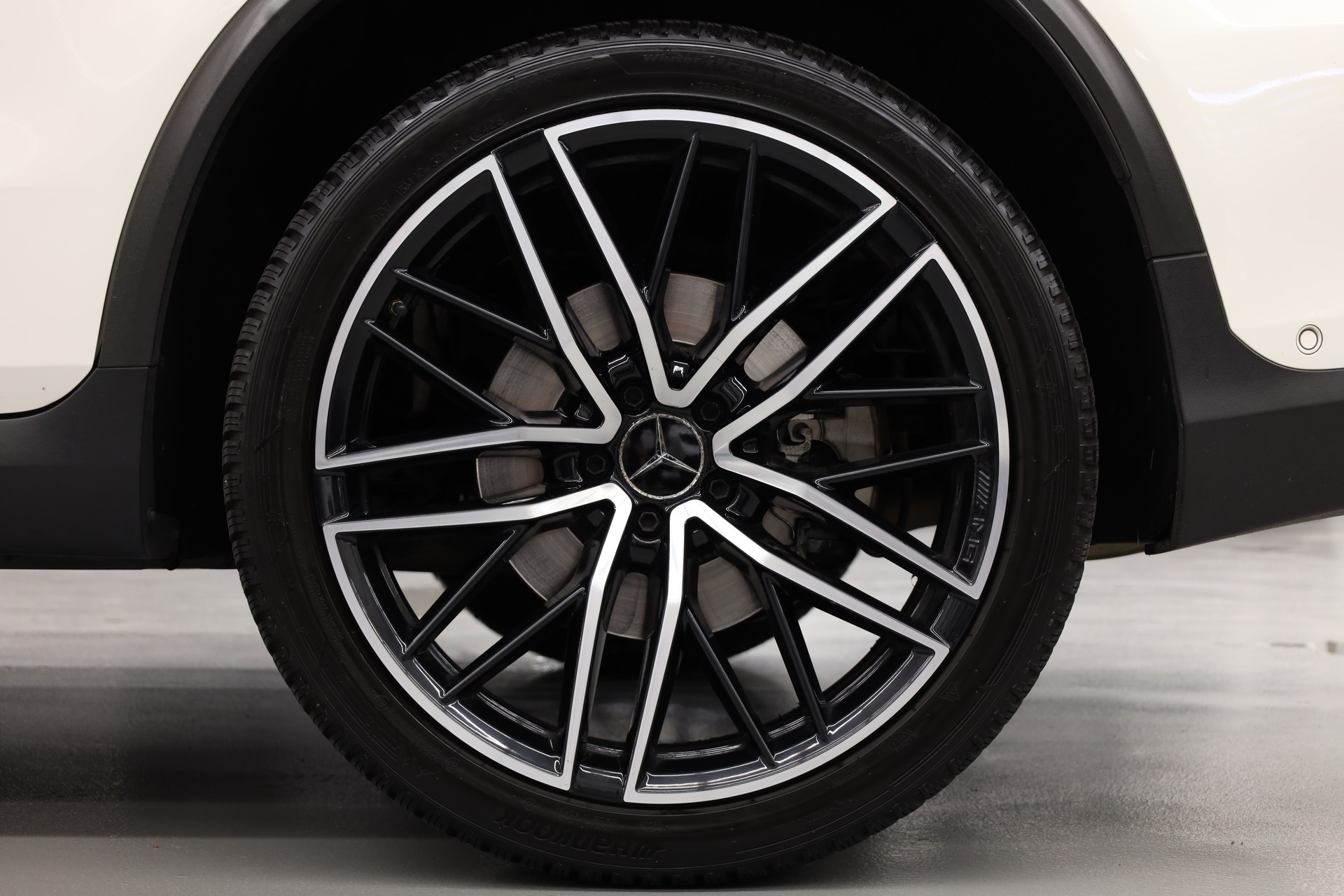 MERCEDES-BENZ GLC 43 AMG 4m-image-10