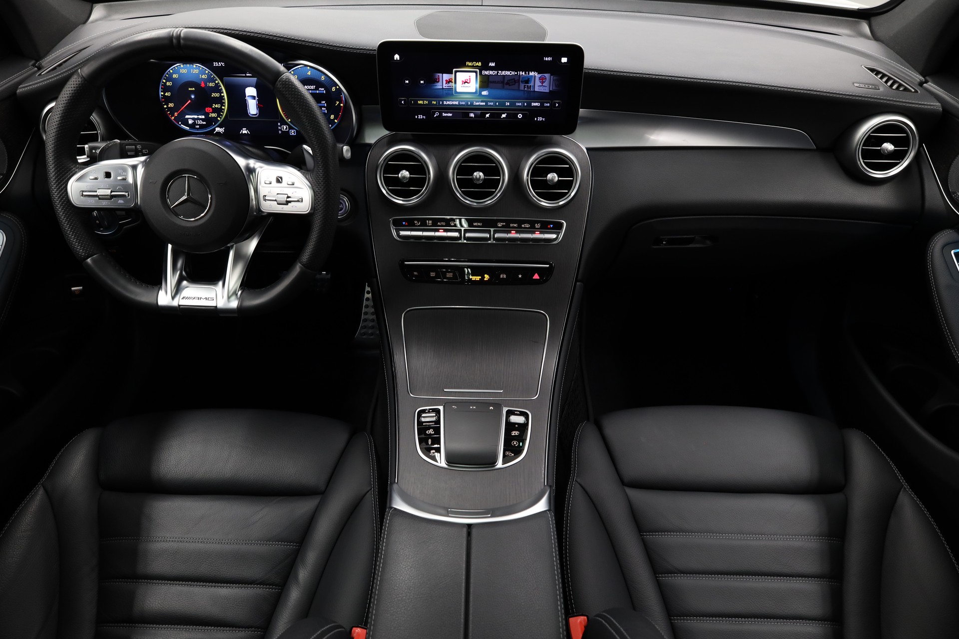MERCEDES-BENZ GLC 43 AMG 4m-image-11