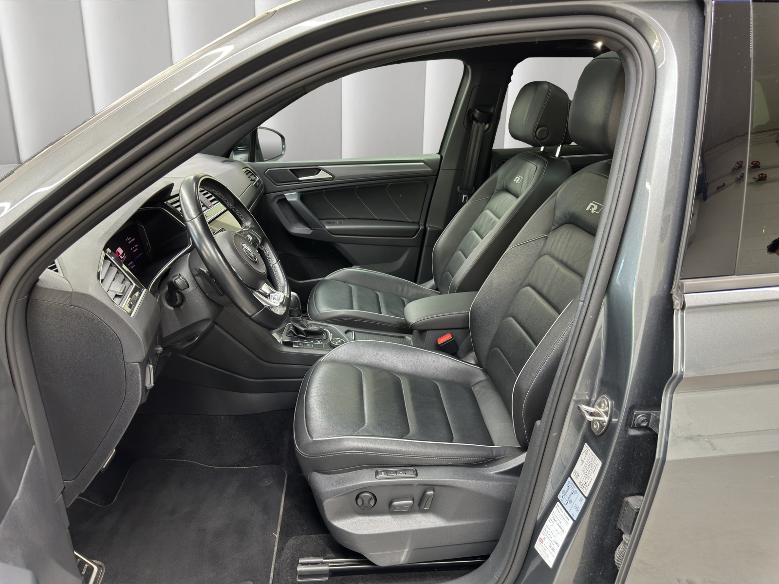 VW Tiguan 2.0 TSI Highline DSG-image-10
