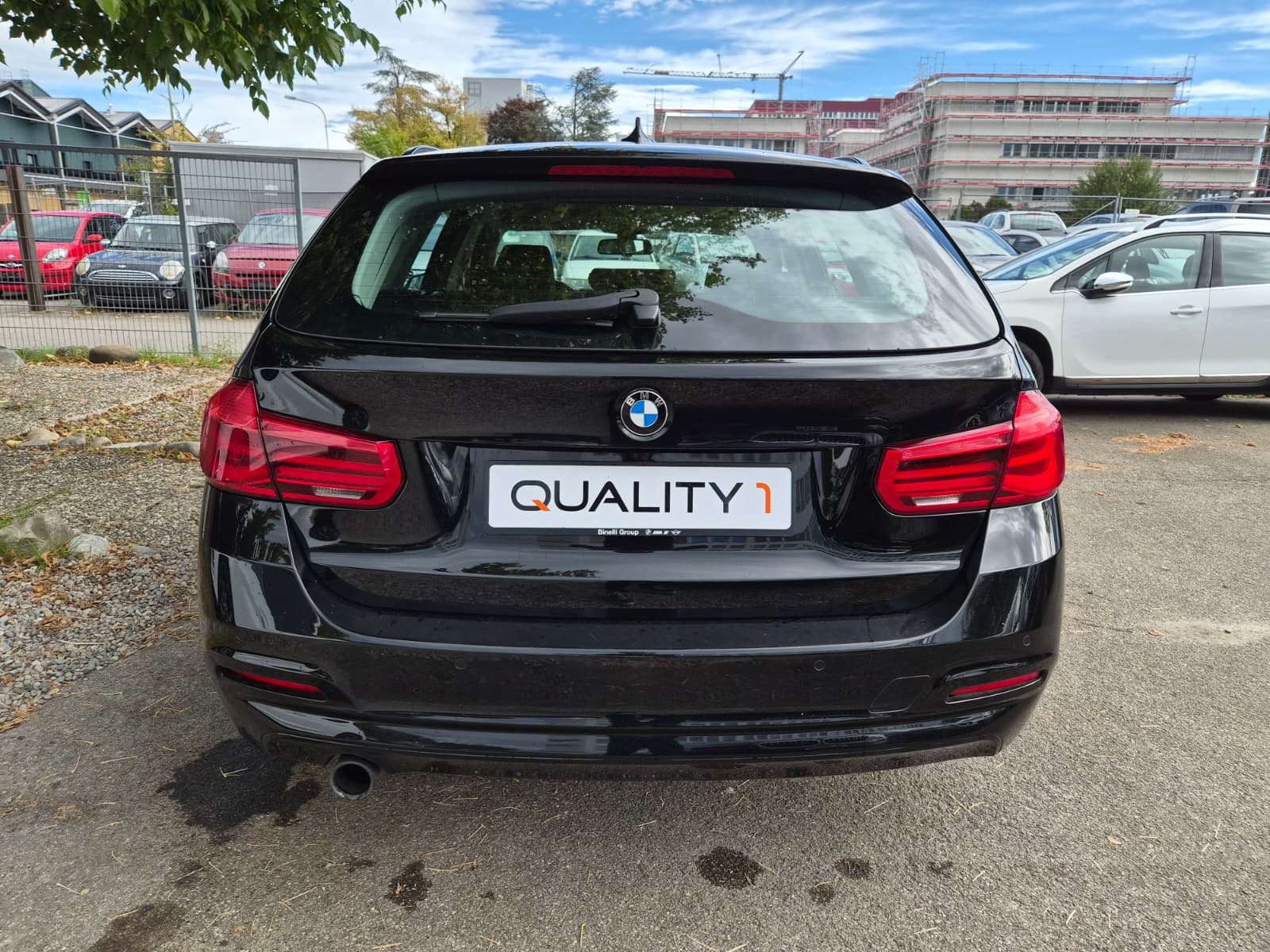 BMW 318i Touring Business Steptronic-image-5