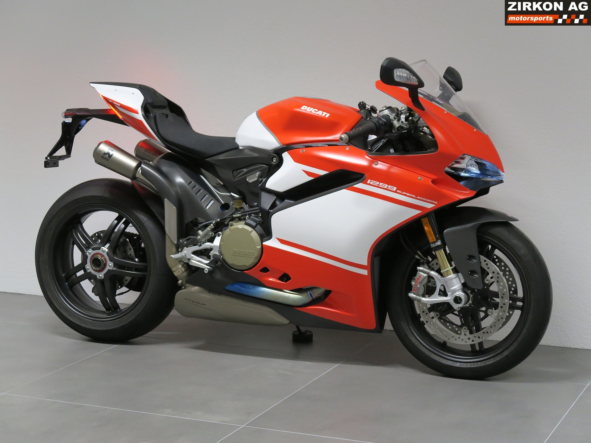 DUCATI Panigale 1299 Superleggera | signed by Jorge Lorenzo-image-1