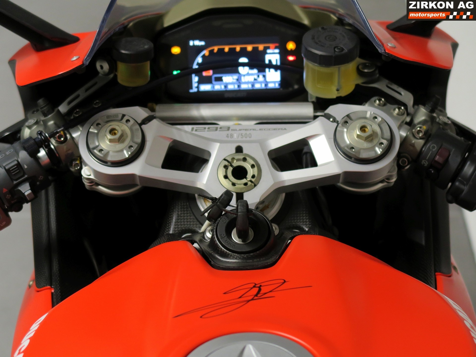 DUCATI Panigale 1299 Superleggera | signed by Jorge Lorenzo-image-10